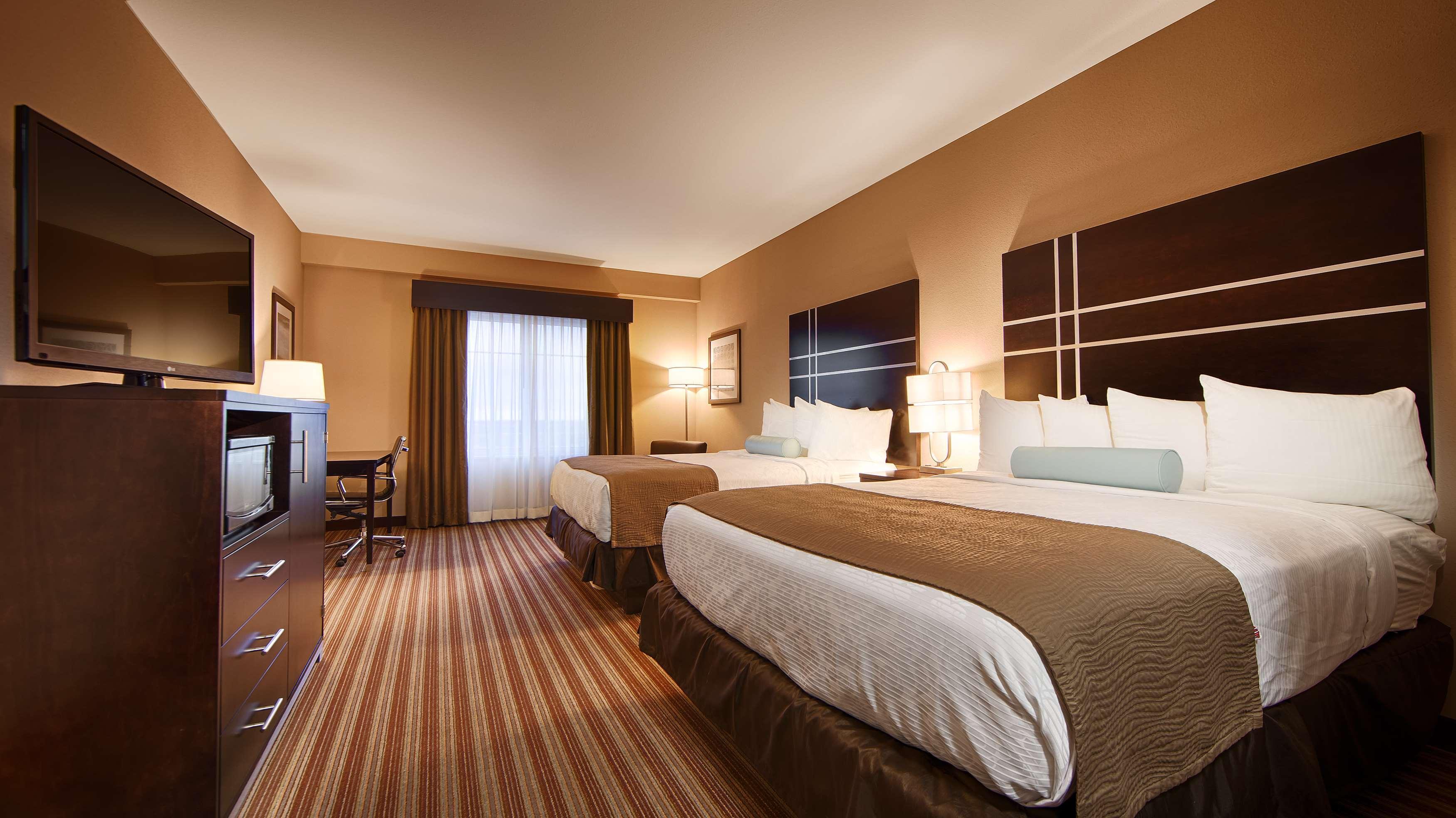 Best Western Plus North Odessa Inn & Suites Bagian luar foto