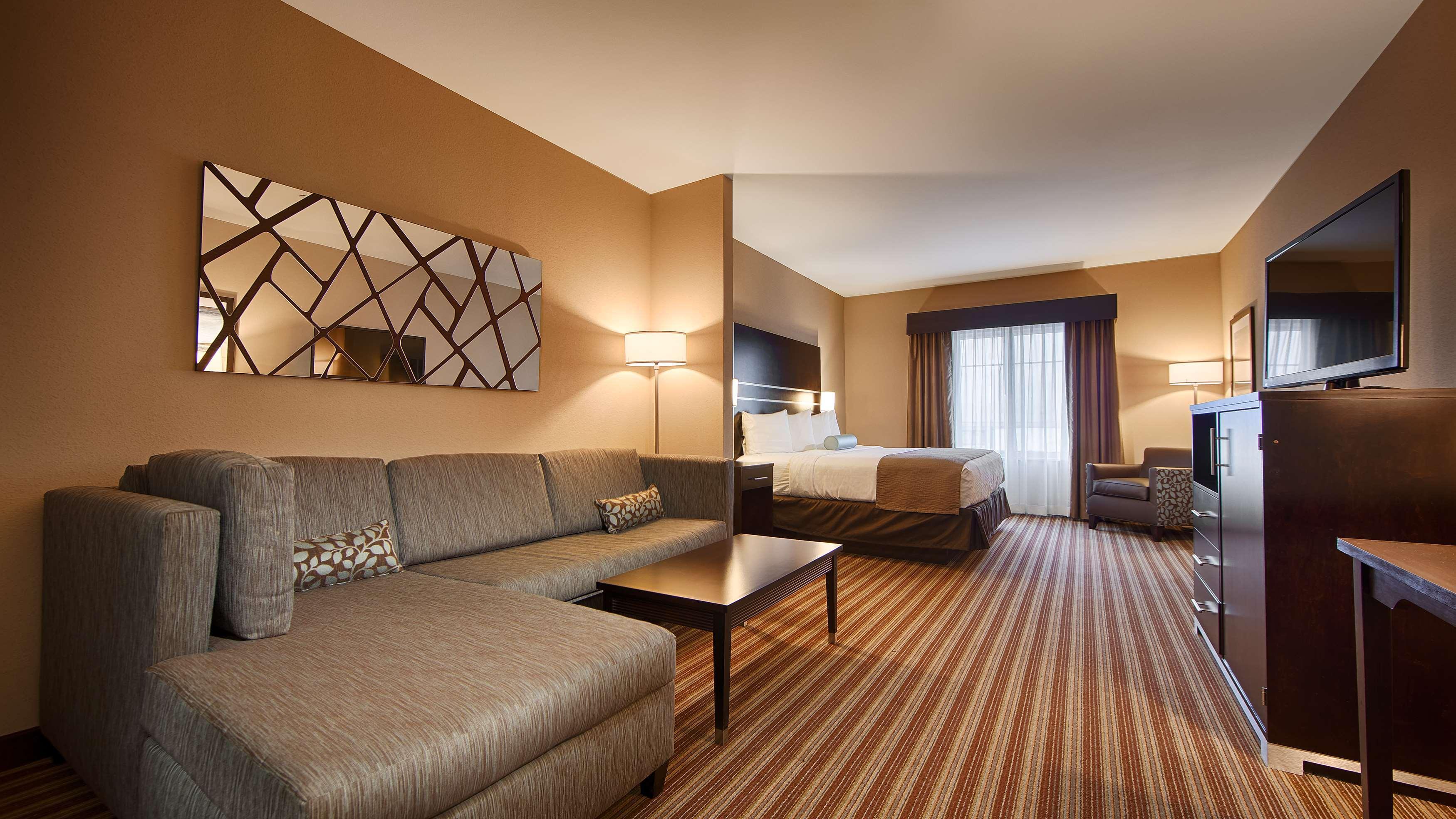 Best Western Plus North Odessa Inn & Suites Bagian luar foto