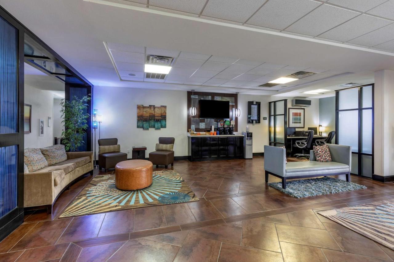 Best Western Plus North Odessa Inn & Suites Bagian luar foto