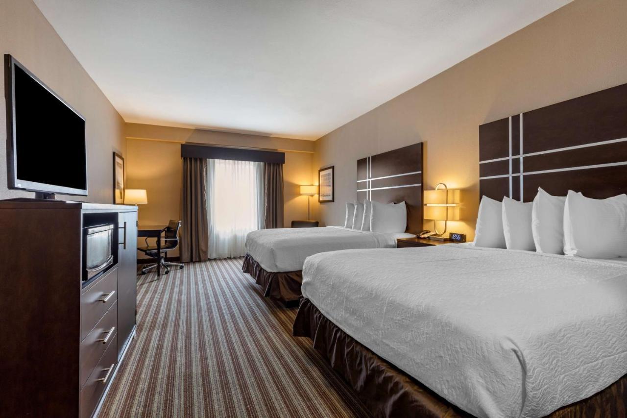 Best Western Plus North Odessa Inn & Suites Bagian luar foto